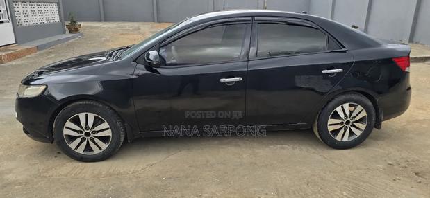 Kia Cerato 2012 Black