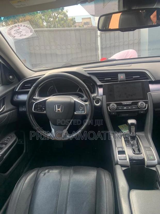 Honda Civic Touring 4dr Sedan (1.5L 4cyl) 2017 White