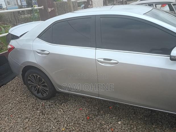 Toyota Corolla S 4dr Sedan (1.8L 4cyl CVT) 2016 Silver