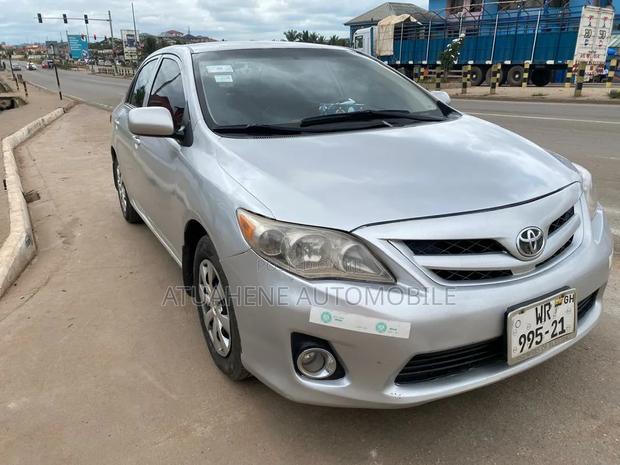 Toyota Corolla 2013 Silver