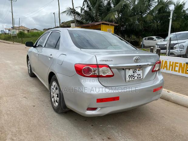 Toyota Corolla 2013 Silver