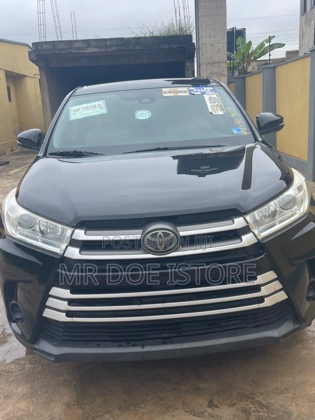 Toyota Highlander XLE 2019 Black
