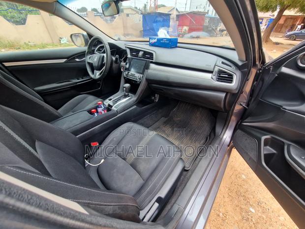 Honda Civic EX-L 4dr Sedan (1.5L 4cyl) 2016 Gray
