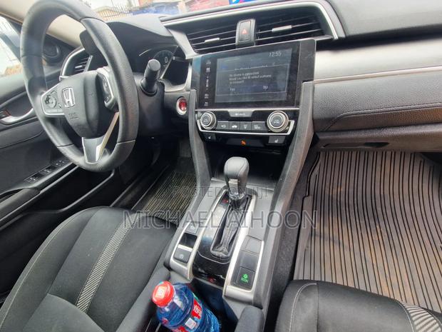 Honda Civic EX-L 4dr Sedan (1.5L 4cyl) 2016 Gray
