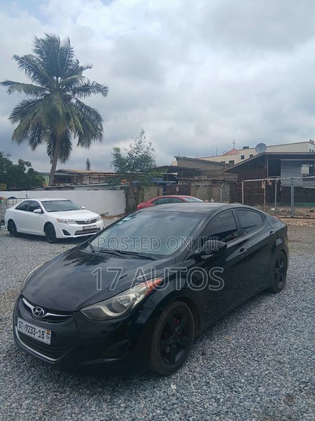 Hyundai Elantra Limited Sedan FWD (1.8L 4cyl 6A) 2013 Black