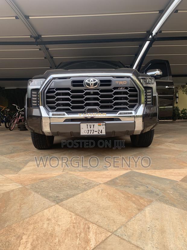 Toyota Tundra 2023 Black