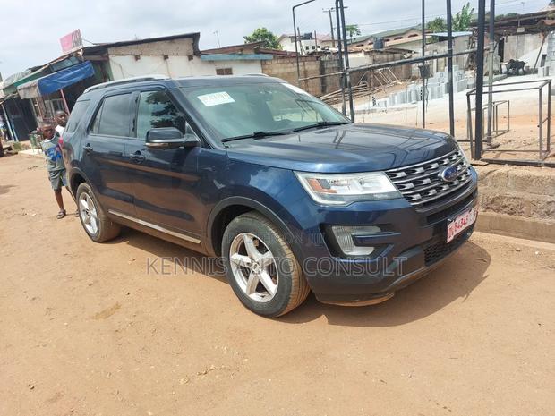 Ford Explorer 2017 Blue