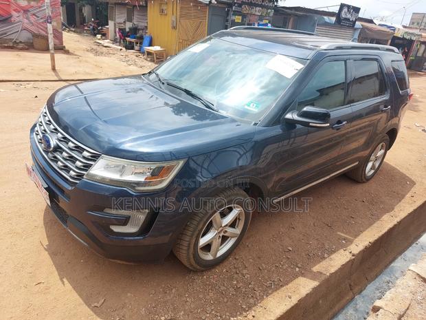 Ford Explorer 2017 Blue