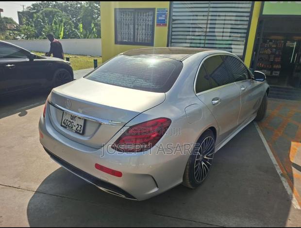 Mercedes-Benz C300 2015 Silver