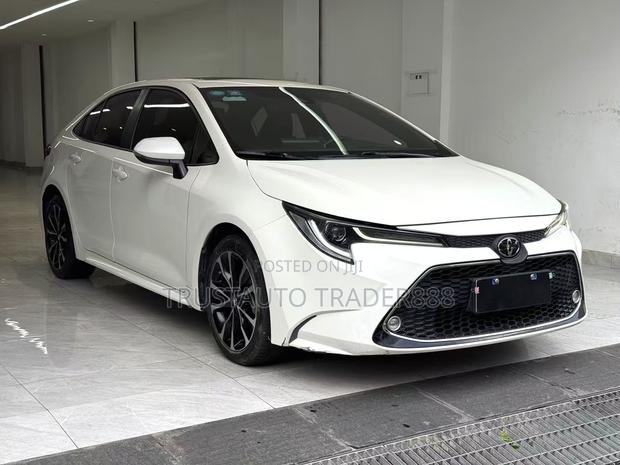 Toyota Corolla 2020 White