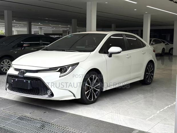 Toyota Corolla 2020 White