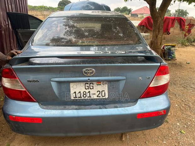 Toyota Camry 2004 Blue