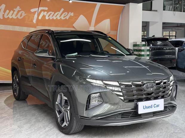 Hyundai Tucson 2023 Green