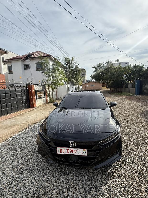 Honda Accord Touring 2.0T 2020 Black
