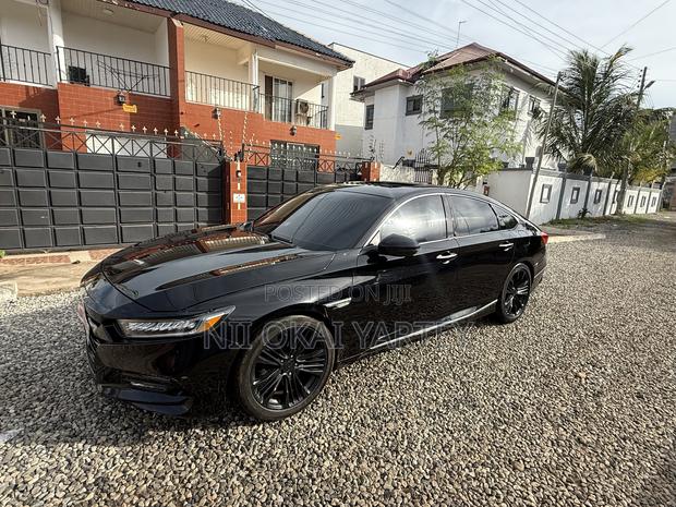 Honda Accord Touring 2.0T 2020 Black