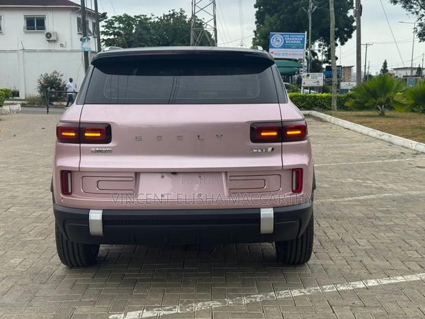 Geely EX2 2024 Pink
