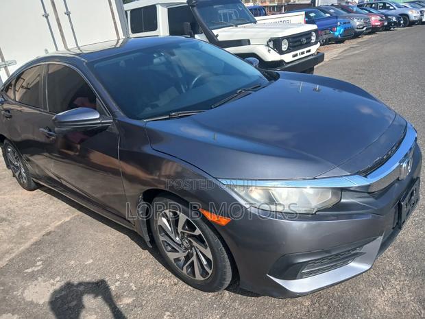 Honda Civic 2018 Gray
