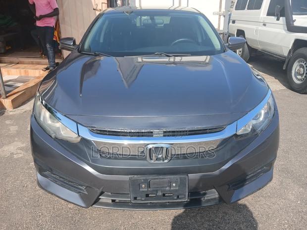 Honda Civic 2018 Gray