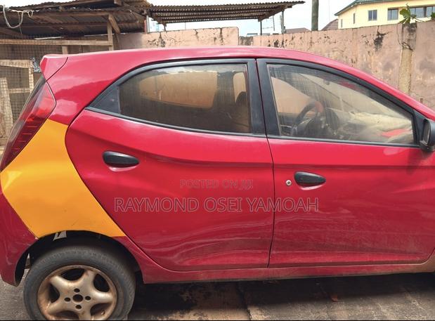 Hyundai Eon 2011 Red