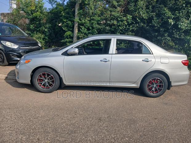 Toyota Corolla 2013 Silver