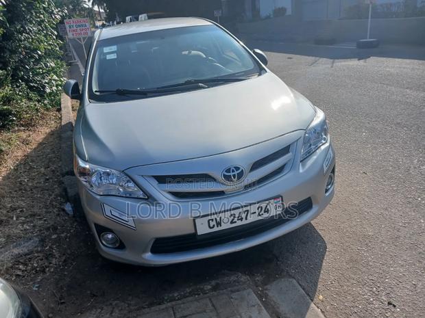 Toyota Corolla 2013 Silver