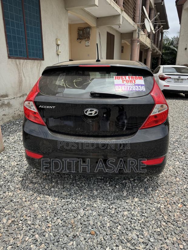 Hyundai Accent 2016 Black