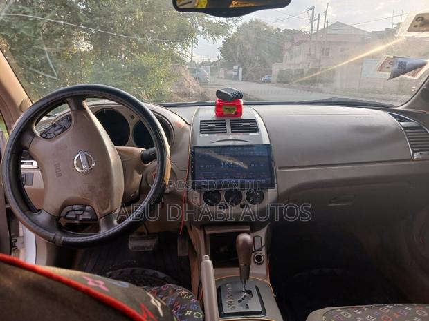 Nissan Altima 2.5 2005 White