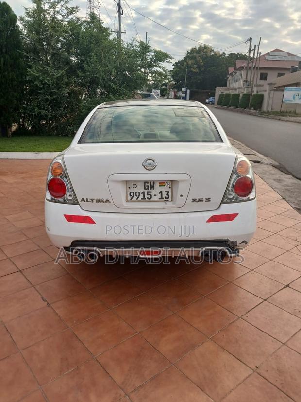 Nissan Altima 2.5 2005 White