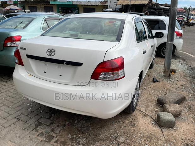 Toyota Belta 2010 White