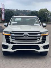 Toyota Land Cruiser 2022 White for sale