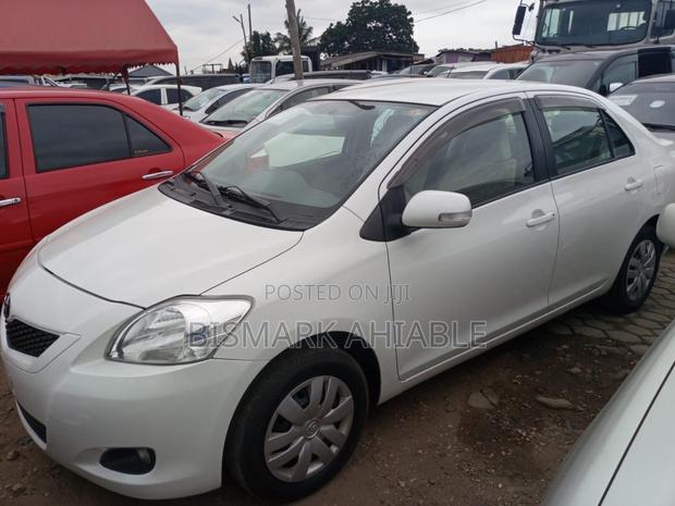 Toyota Belta 2010 White