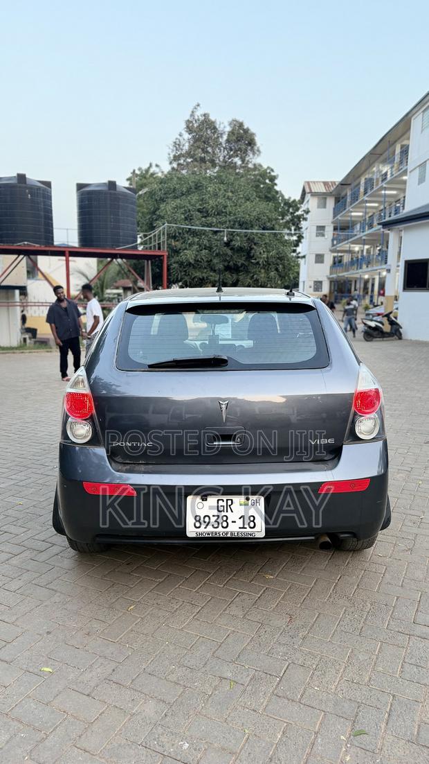 Pontiac Vibe 1.8L 2010 Gray