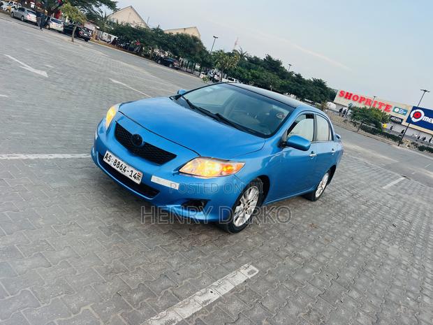 Toyota Corolla 2010 Blue