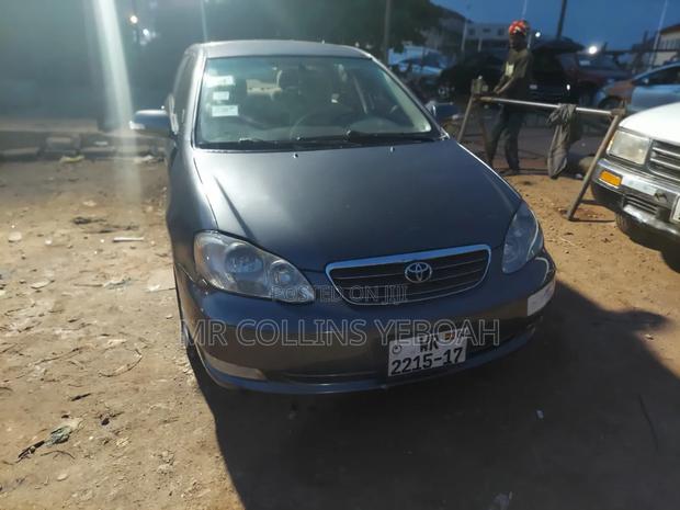 Toyota Corolla 2006 Gray