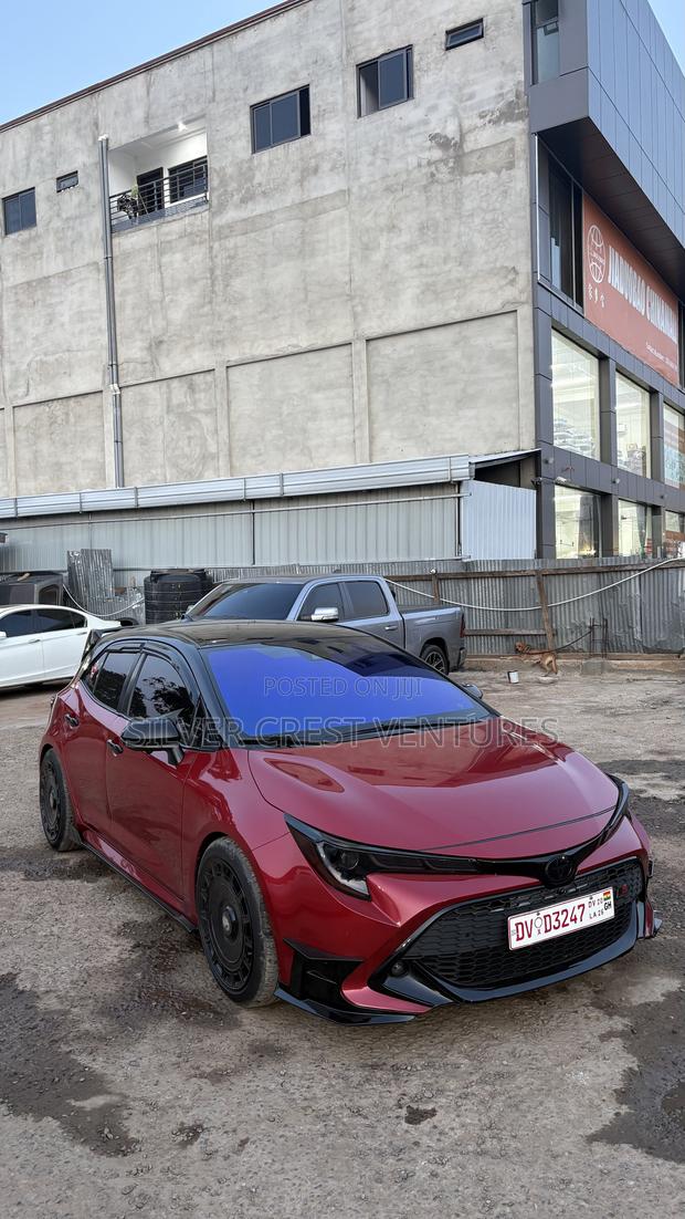 Toyota Corolla XSE 2021 Red
