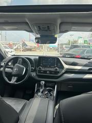 Toyota Highlander Limited 2021 Gray for sale