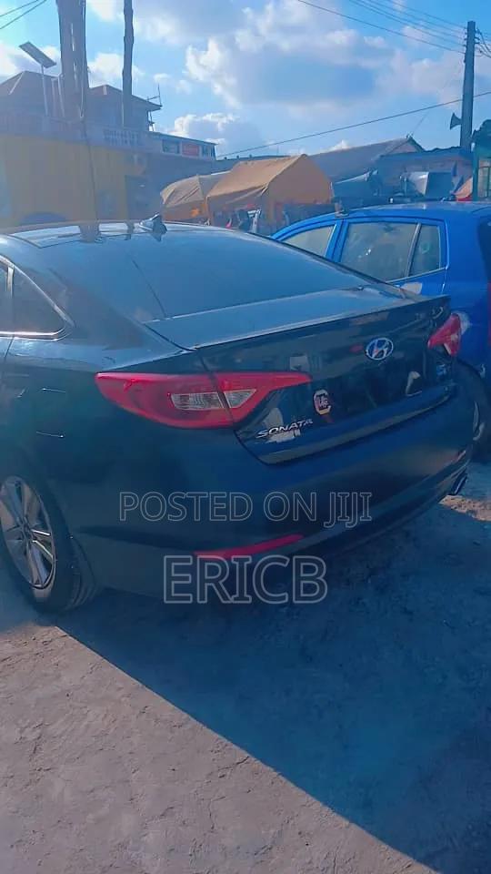 Hyundai Sonata 2016 Black