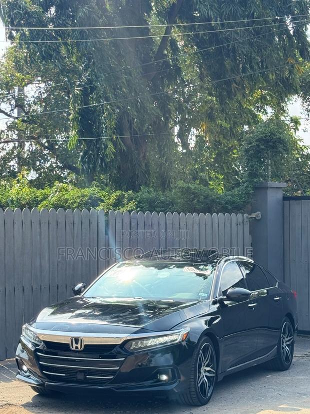 Honda Accord Touring 2.0T 2022 Black