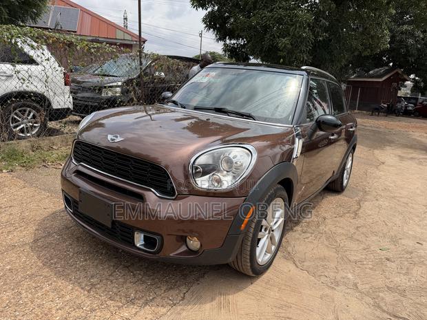 Mini Cooper 2015 Brown