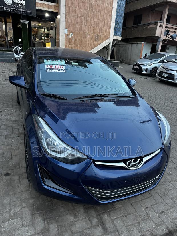 Hyundai Elantra Limited Sedan FWD (1.8L 4cyl 6A) 2016 Blue