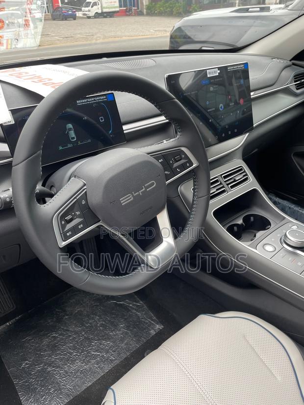 New BYD Destroyer 05 DM-i 1.5 Hybrid FWD 2025 Gray