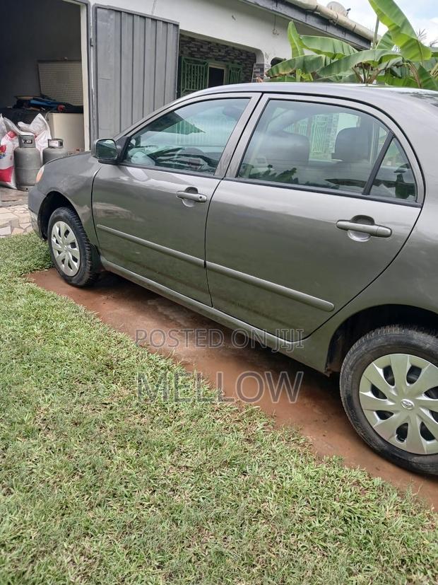 Toyota Corolla 2006 Gray