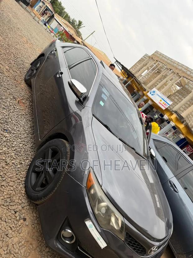 Toyota Camry 2014 Gray