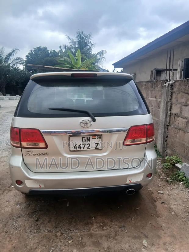Toyota Fortuner 2007 Silver