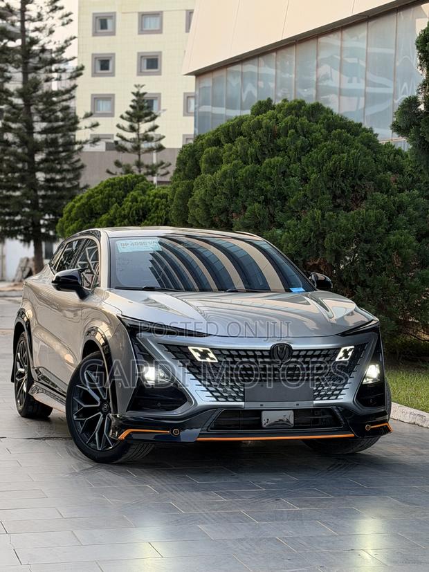 Changan UNI-T 1.5 FWD 2022 Silver