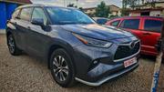 Toyota Highlander XLE 2021 Gray for sale