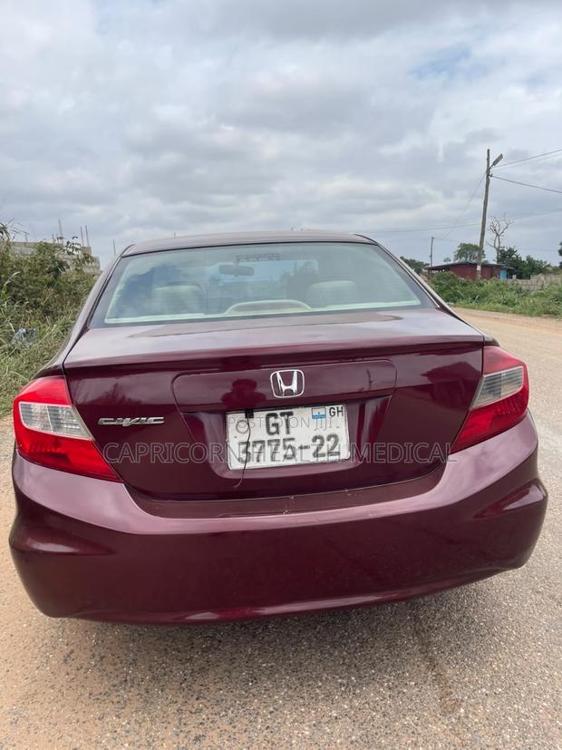 Honda Civic 1.8 5 Door Automatic 2012 Burgundy