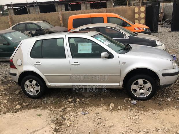 Volkswagen Golf 1.6 2001 Silver