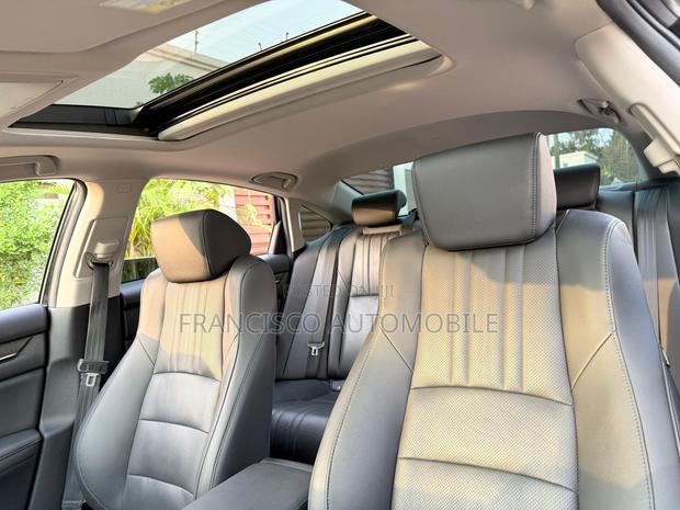 Honda Accord Touring 2.0T 2021 Black