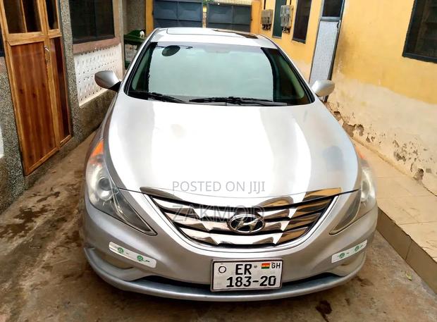Hyundai Sonata Limited 2.0T Sedan (2.0L 4cyl 6A) 2013 Silver